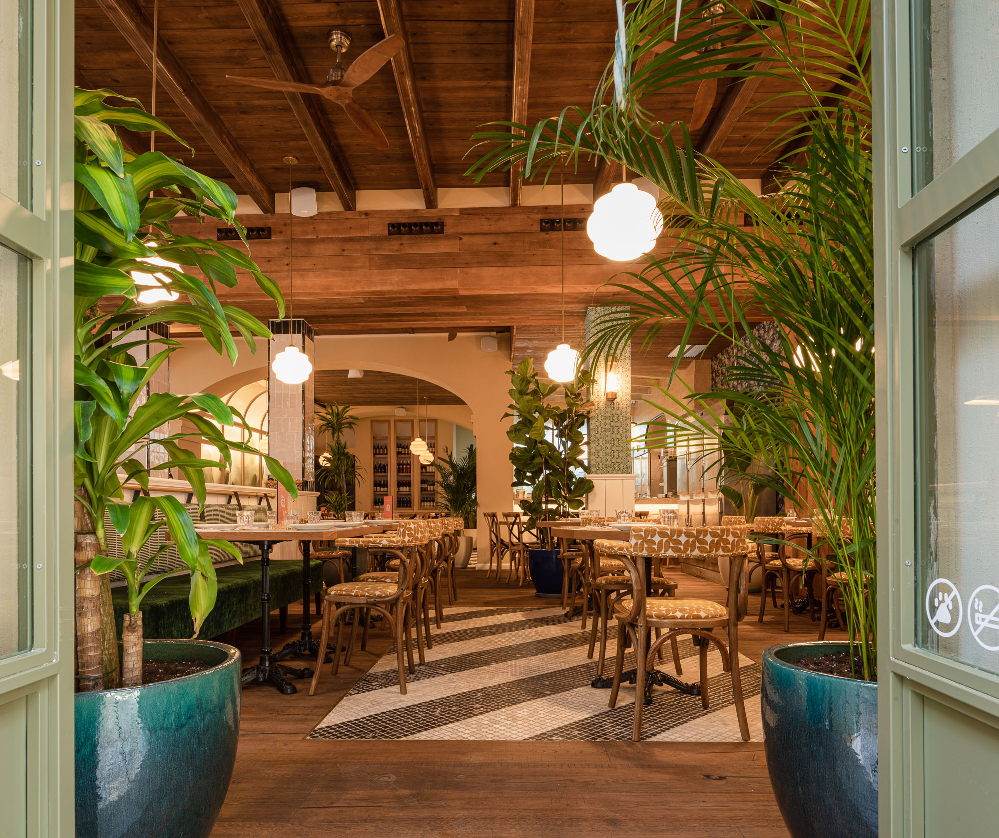 Salón interior de Café Santacruz